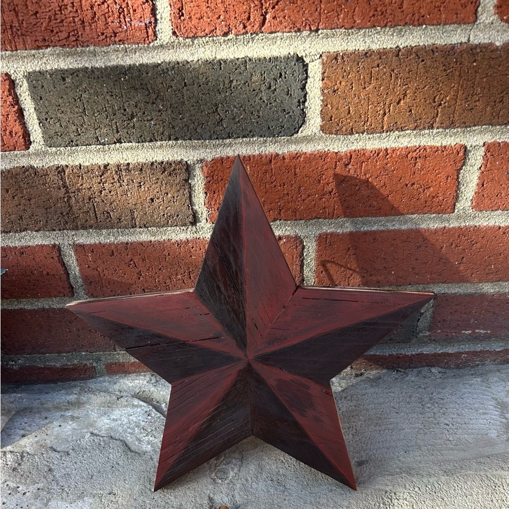 Rustic Red and Black Barn Star Decor